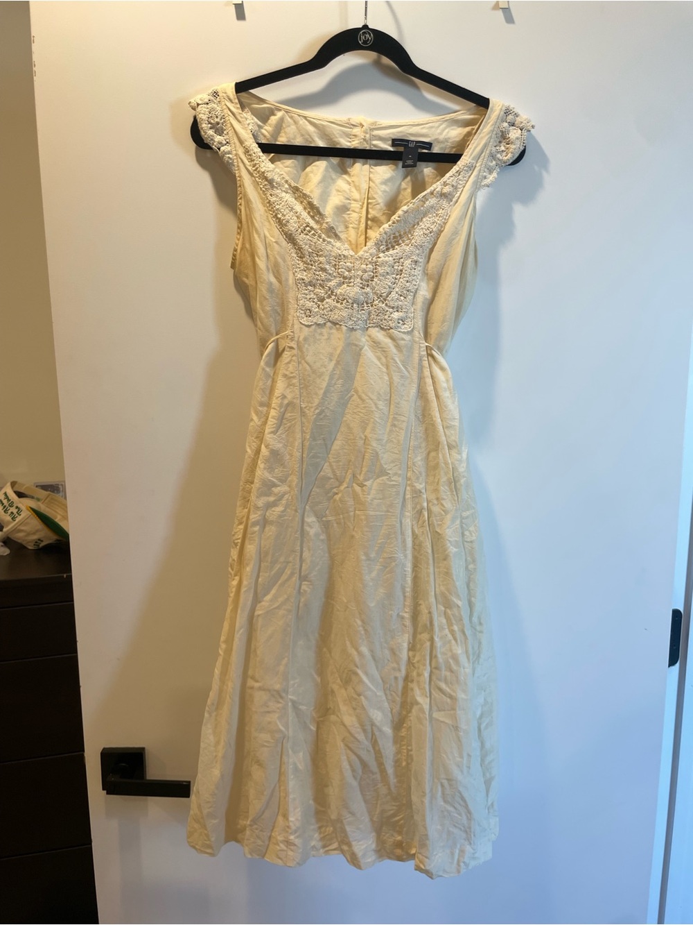Vintage Y2K GAP Cream Lace-detail V-Neck Midi Dress